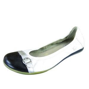 Jose Saenz Women's  Ballet White‎ Leather Sz 37 Medium  Used 2025